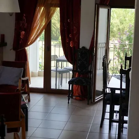 Alexhome * Sikiá